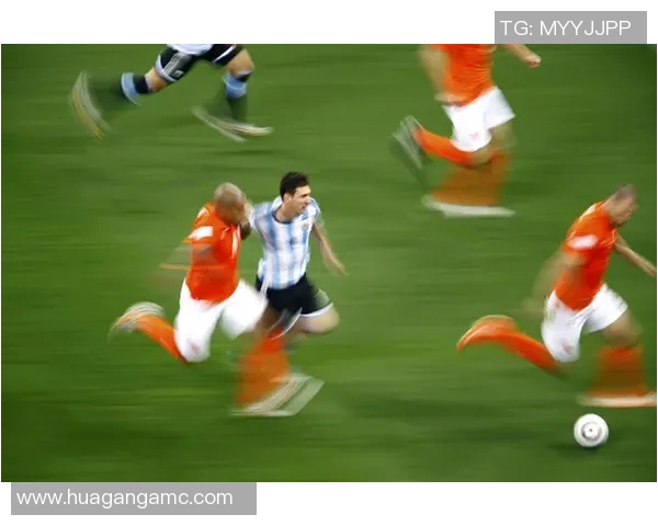 足球巨星高清写真集 展现球场英姿与个人魅力